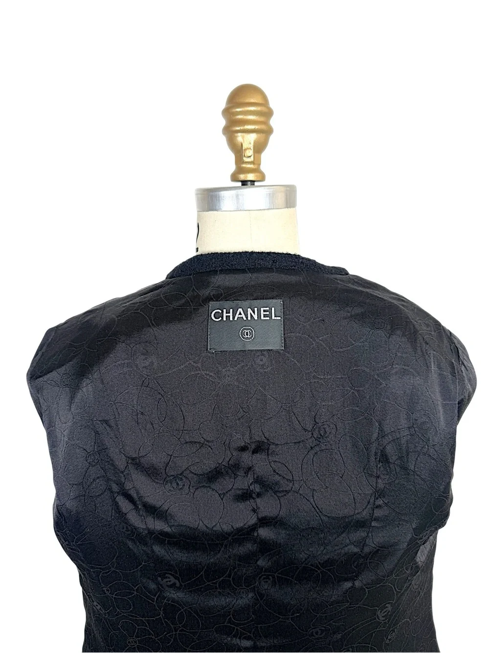 Chanel Cruise 2003 Black Camellia Bouclé Zip Jacket FR36